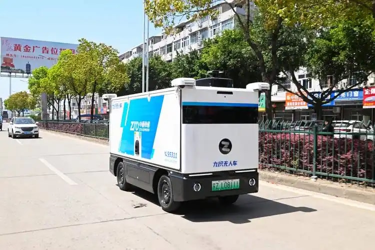 干线物流无人货车
