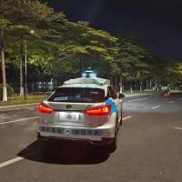 夜间值守无人轿车