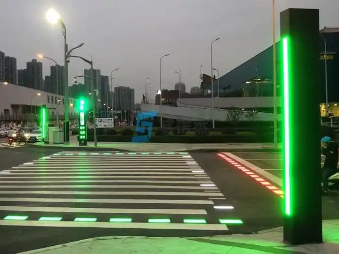 行人过街诱导设施